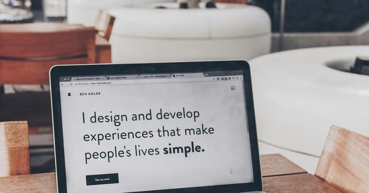 Landing Page vs Site Institucional: O Que Sua Empresa Realmente Precisa?